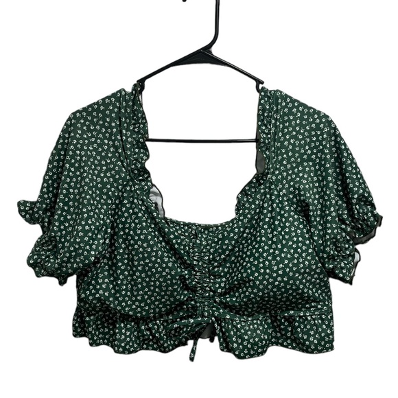 SHEIN Tops - SHEIN Crop Top